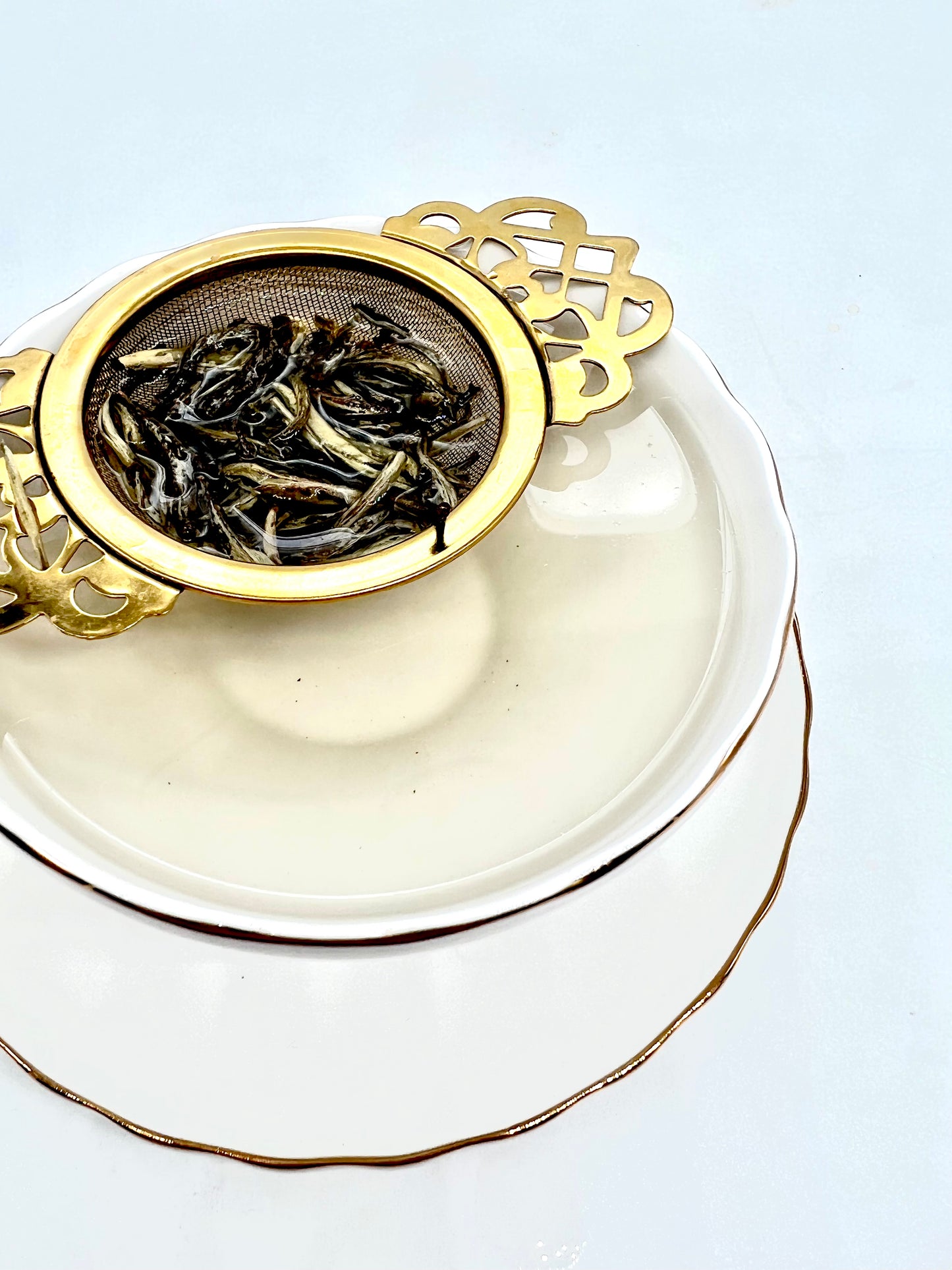 Silver Needle Yunnan White Tea | Yunnan Tuocha / Zouji