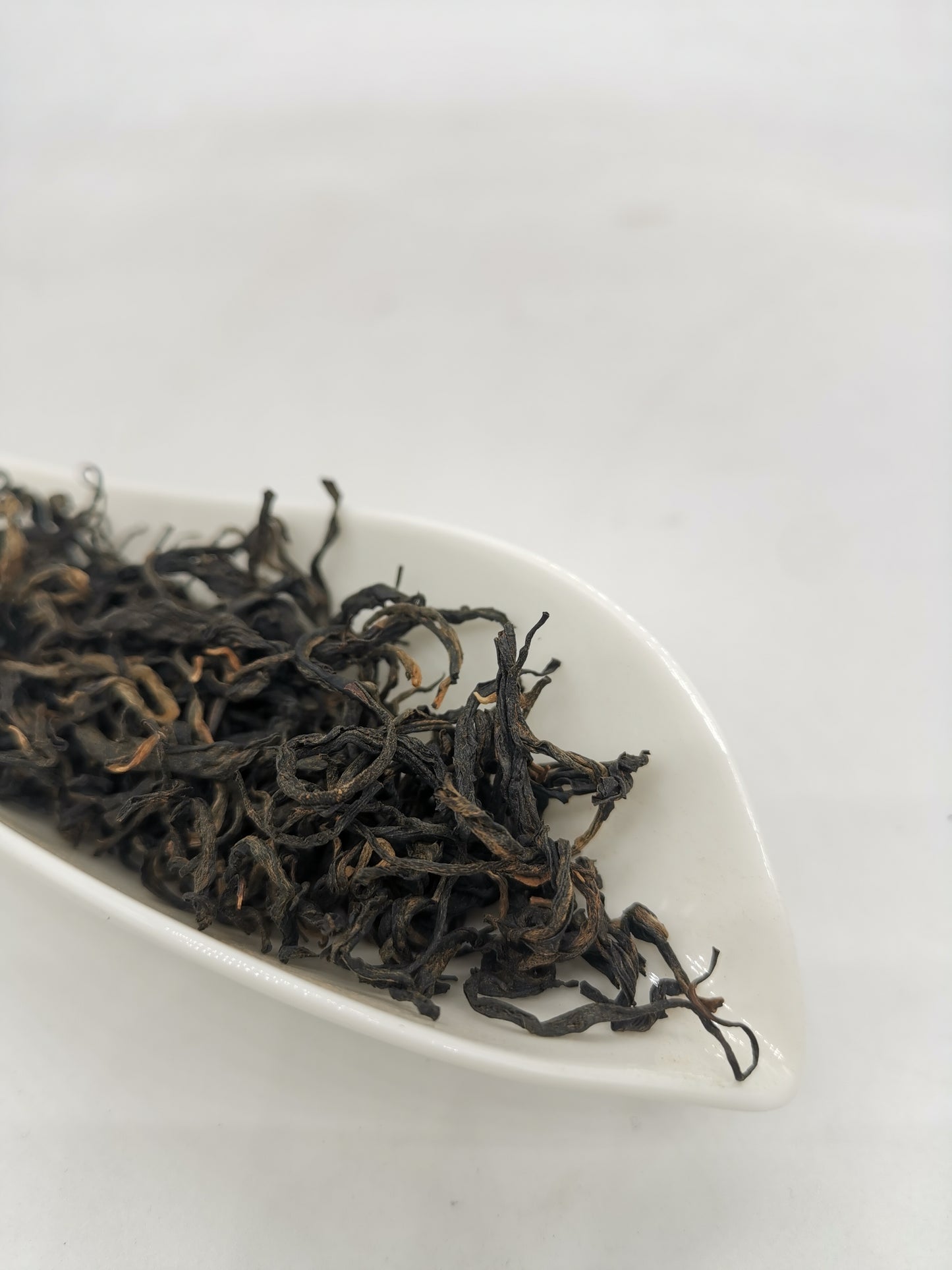 Classic Yunnan Black Tea | Yunnan Tuocha / Zouji

